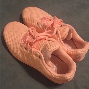 Light pink adidas- great condition!